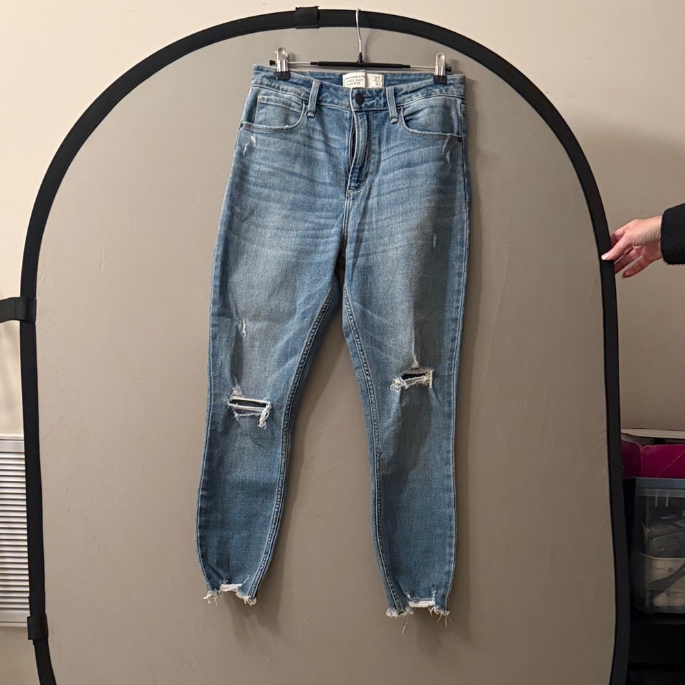 Abercrombie & Fitch Distressed Skinny Jeans - Light Blue